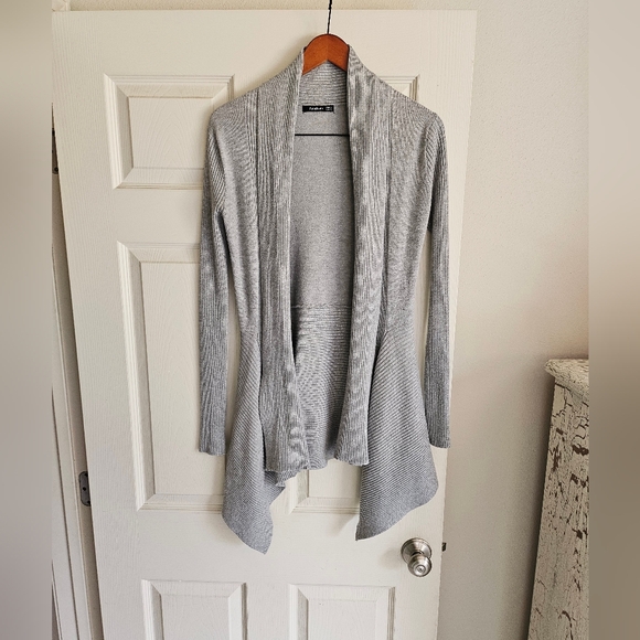 PattyBoutik S Gray Long Cardigan Viscose Nylon Mix Very Good Used Condition - Picture 1 of 5